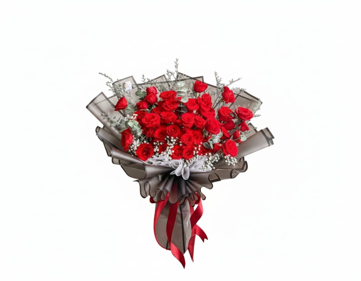 Hand Bouquet Classic Red Wrapping